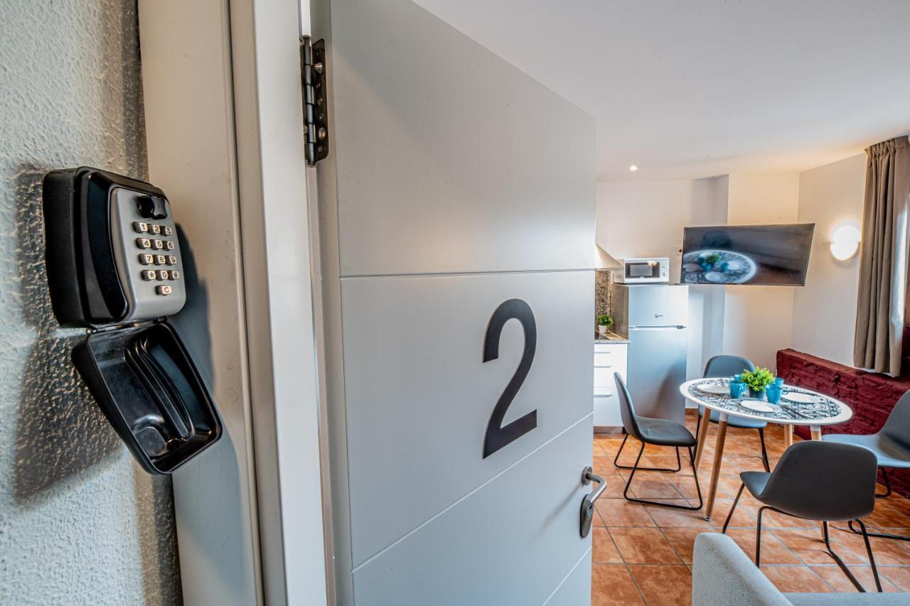 Apartamento 2 En La Muralla Romana Junto A La Catedral Tarragona Exterior foto